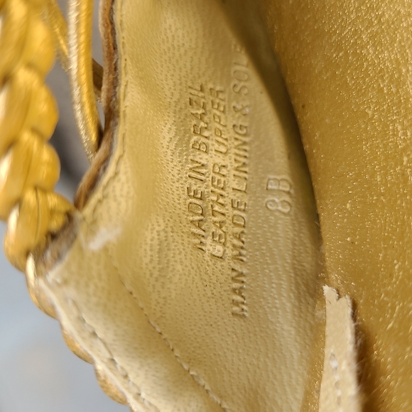 BCBG Paris Leather Heels - Picture 8 of 8